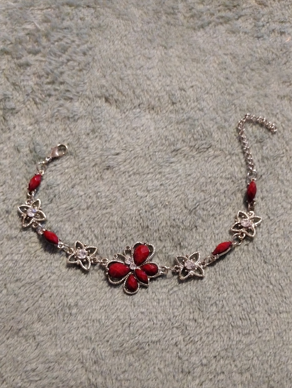 Red Floral Silver-Tone Bracelet - Elegant Flower Link Bracelet